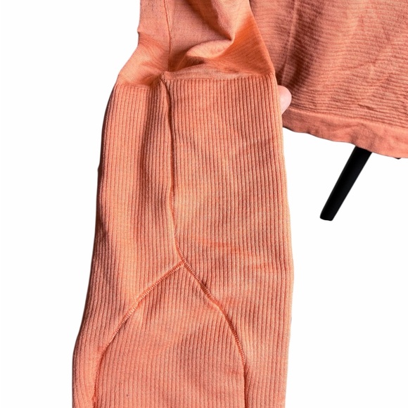 Lululemon Swiftly Tech 2.0 Long Sleeve: Size 4 - Picture 5 of 5